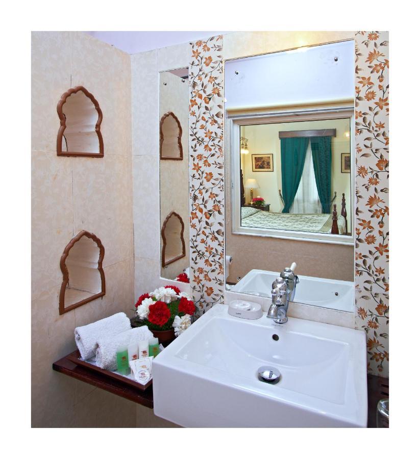 Mandawa Haveli Hotell Jaipur Exteriör bild